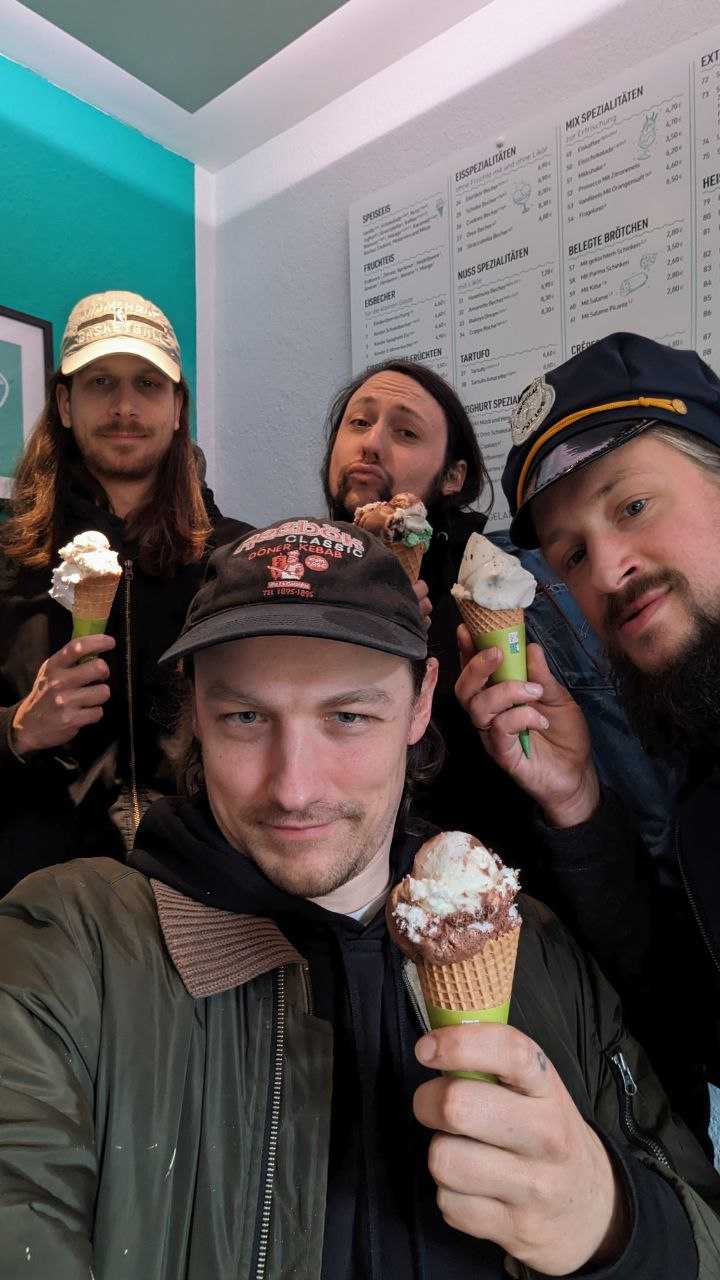 SEK-NEUE-MIT-B_gelato.jpg