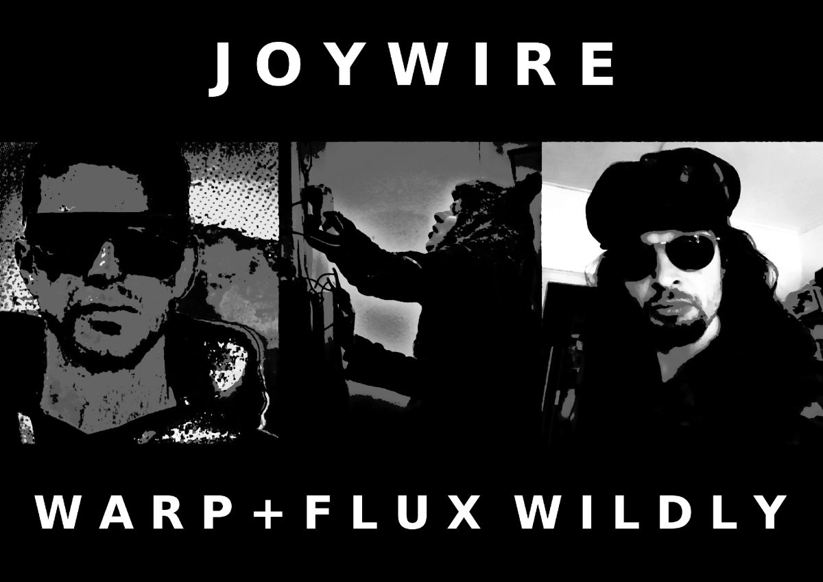 warp_flux_quer.jpg